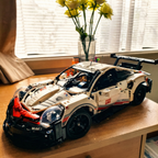 (74% OFF) Porsche 911 RSR (1580 peças)
